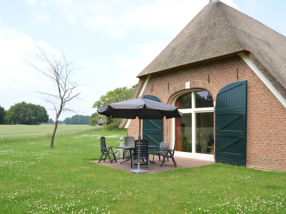 Villa Monumental Farm In The Ash Landscape Geesteren  Esterno foto